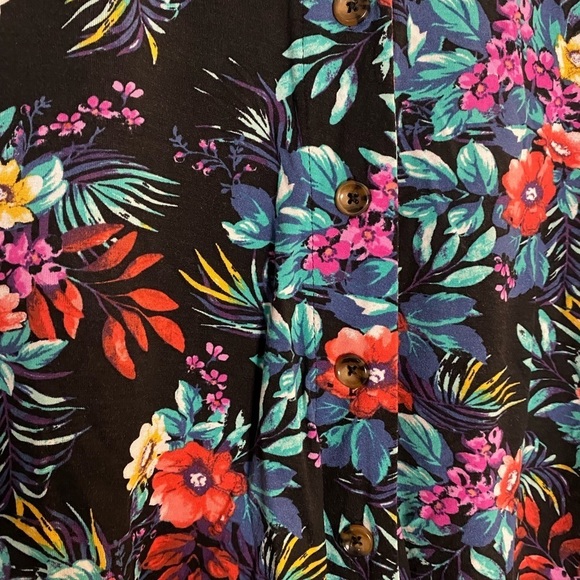 Koolaburra By Ugg Floral Button Tropical Shirt Top Size Large - Picture 4 of 4